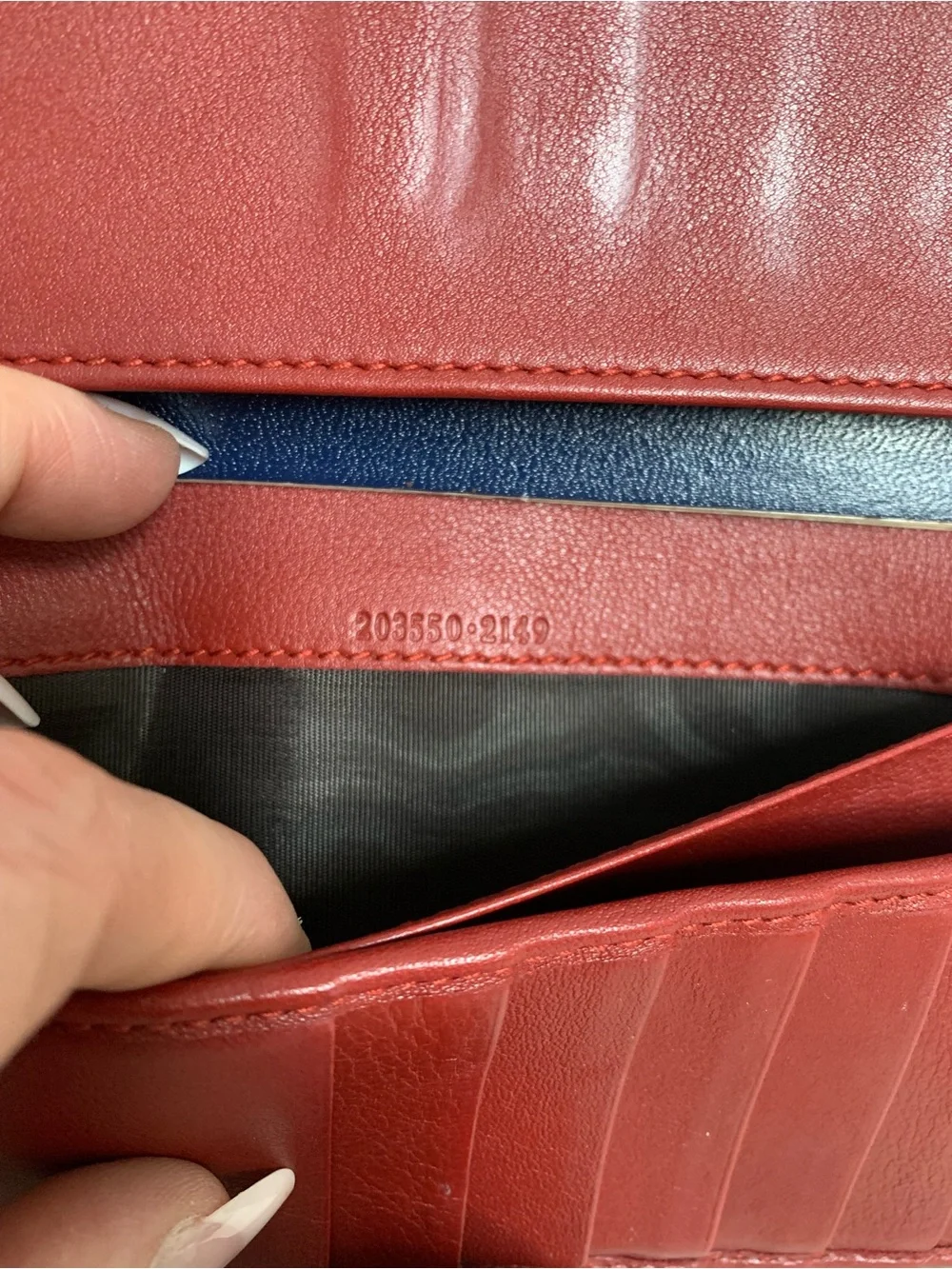 Authentic red patent leather Gucci long wallet w heart snap ❤️ - Picture 14 of 16